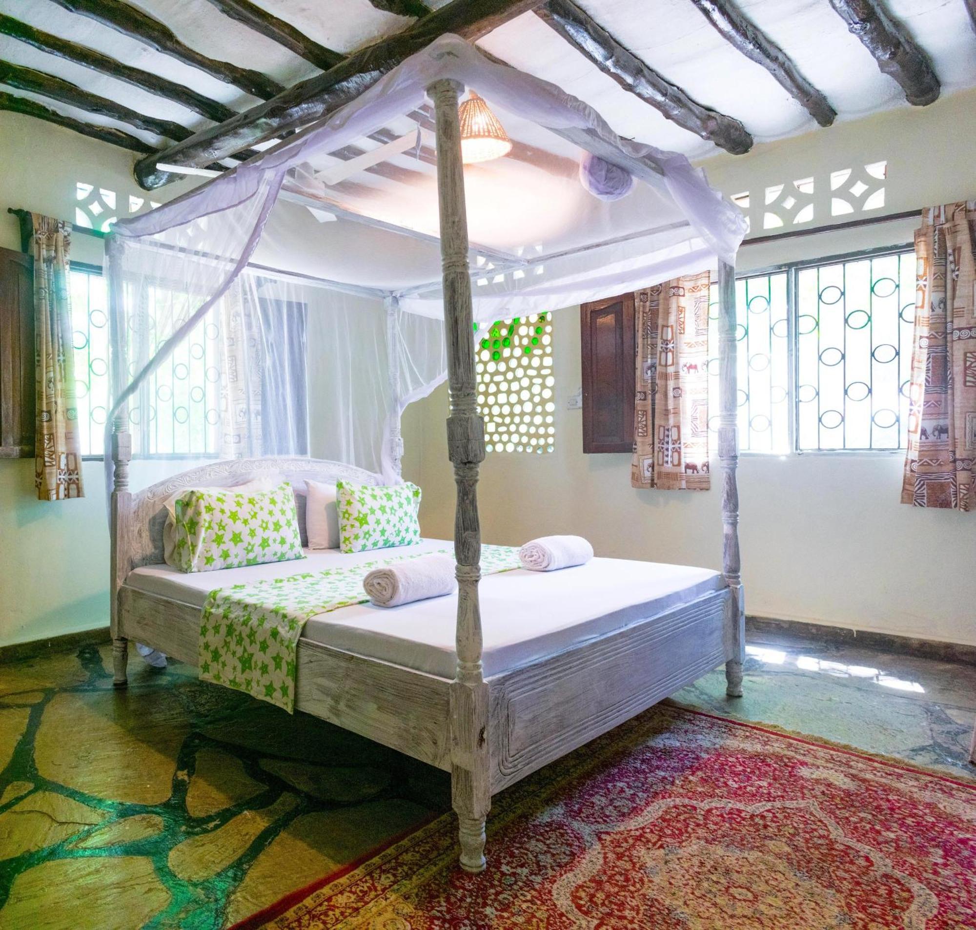 Soul Breeze Beach Resort Diani Beach Luaran gambar
